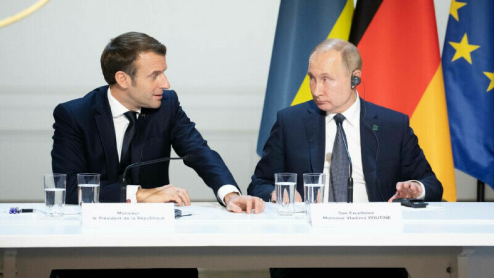 FLASH // Macron l-a acuzat pe Putin că ar pune în pericol securitatea nucleară de la Zaporojie